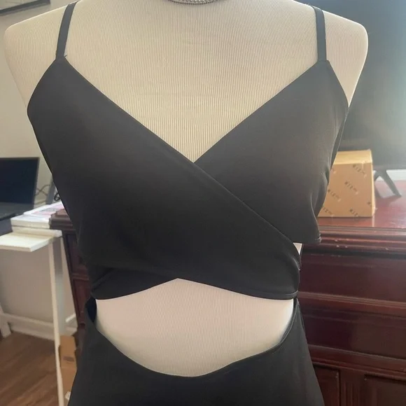 Midi cutout Dress - Picture 4 of 7